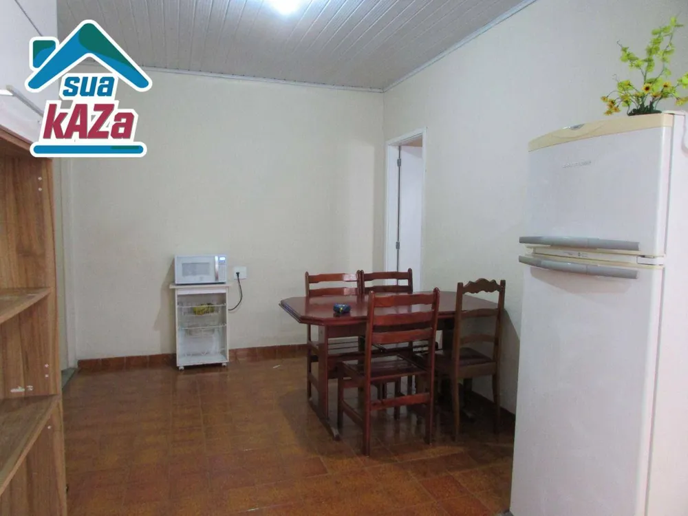 Casa, 3 quartos, 200 m² - Foto 2