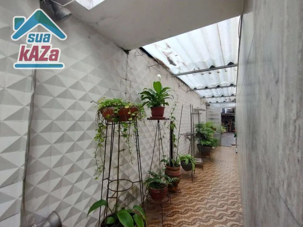 Casa, 4 quartos, 262 m² - Foto 1