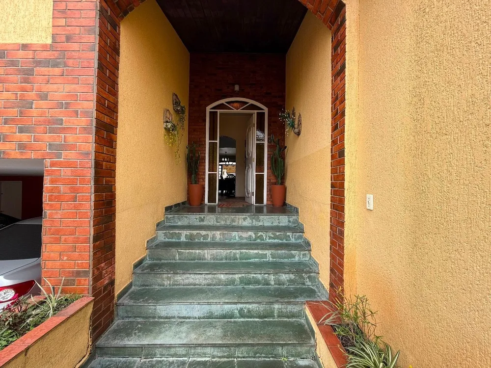 Sobrado, 4 quartos, 340 m² - Foto 2