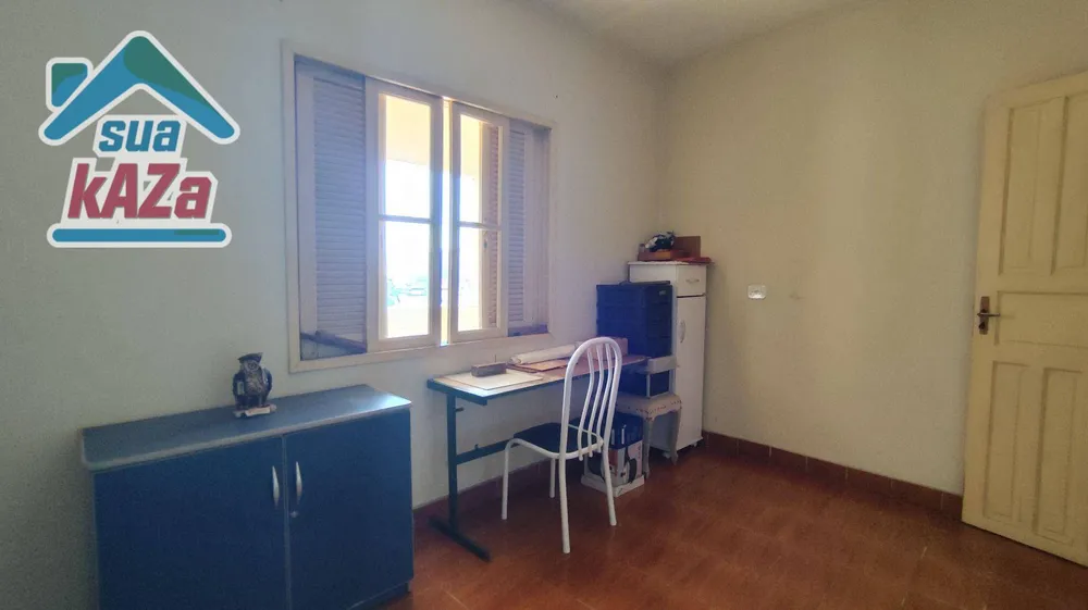 Casa, 7 quartos, 242 m² - Foto 4