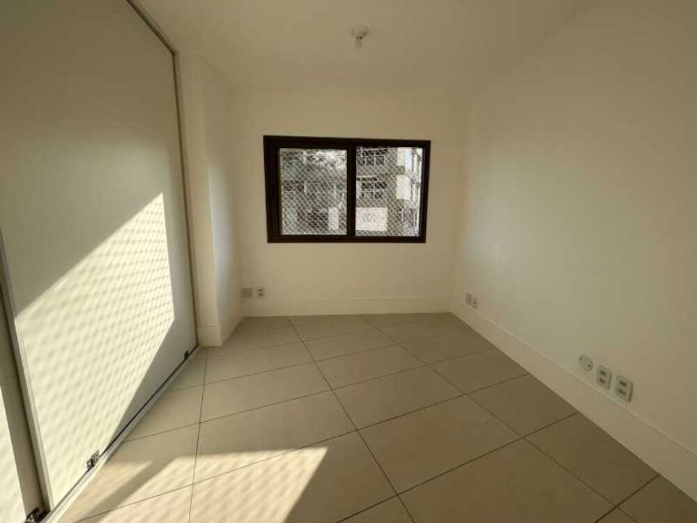 Apartamento à venda com 2 quartos, 82m² - Foto 5