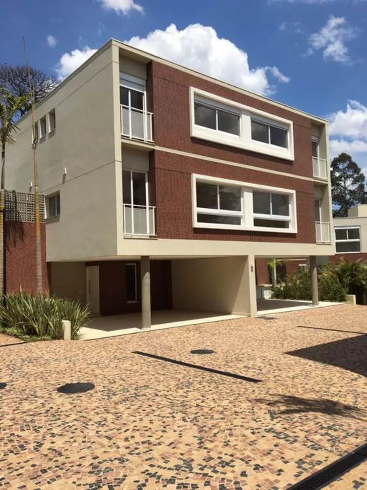 Casa de Condomínio à venda com 4 quartos, 300m² - Foto 2