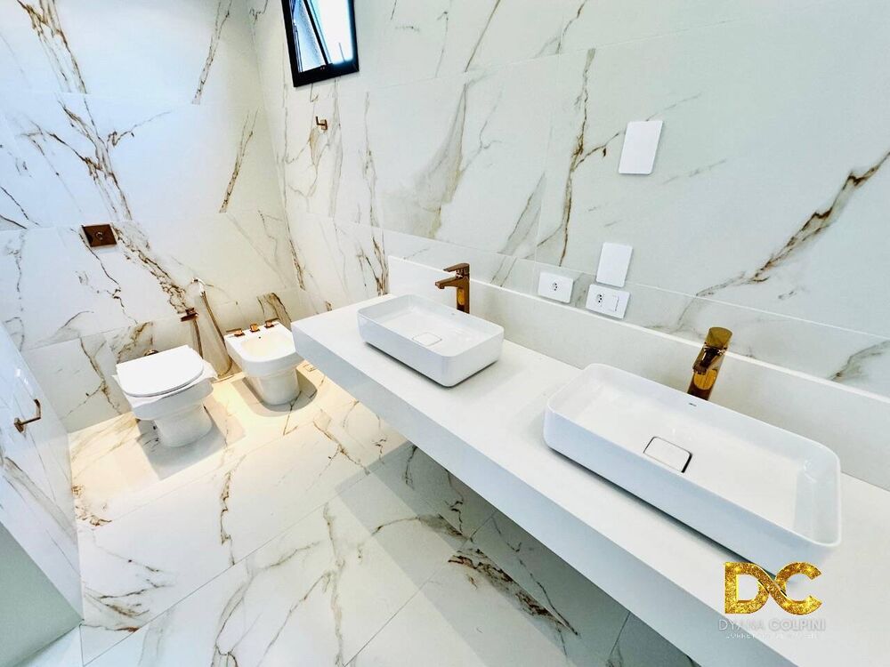 Casa de Condomínio à venda com 3 quartos, 259m² - Foto 2