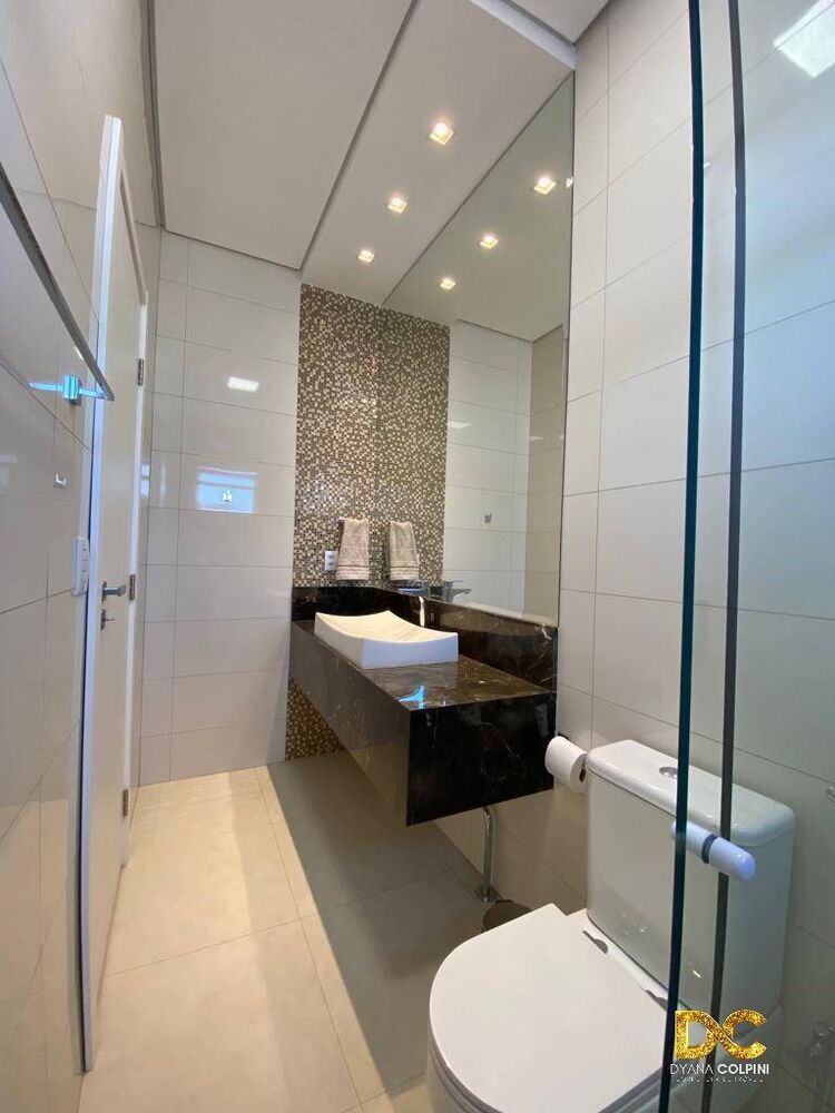 Casa de Condomínio, 4 quartos - Foto 1