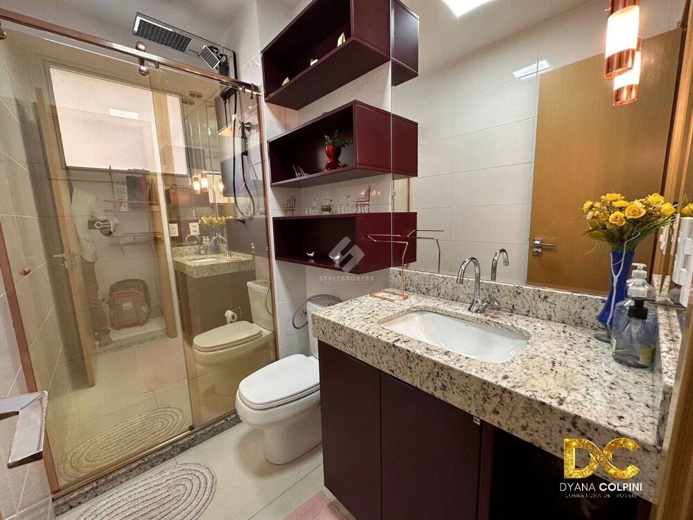 Apartamento à venda com 3 quartos, 95m² - Foto 2