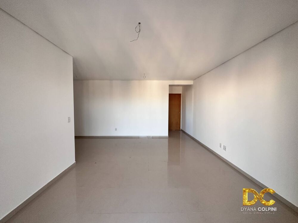 Apartamento à venda com 3 quartos, 127m² - Foto 3