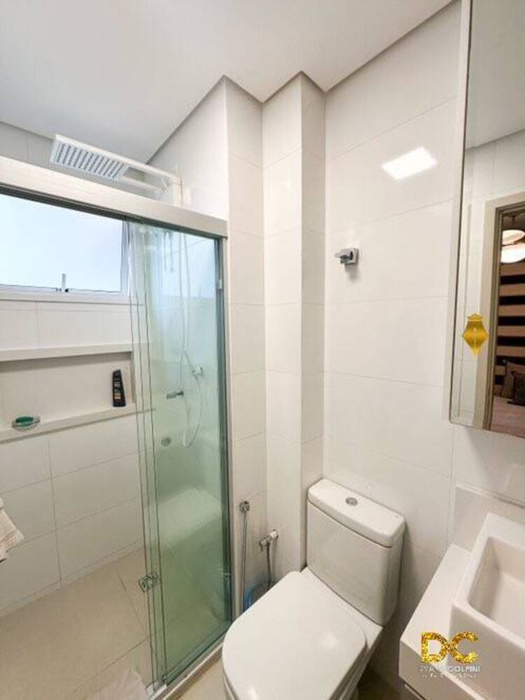 Apartamento à venda com 3 quartos, 170m² - Foto 4
