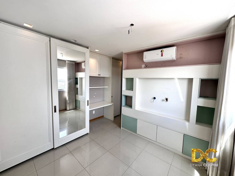 Apartamento à venda com 4 quartos, 194m² - Foto 18