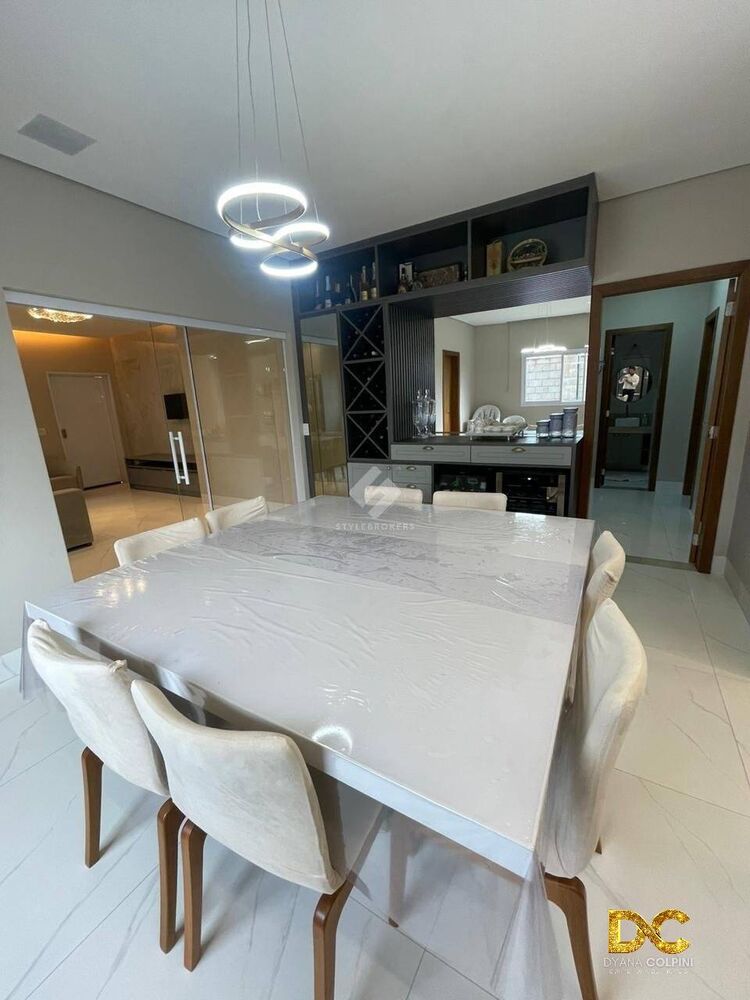 Casa de Condomínio à venda com 3 quartos, 176m² - Foto 2