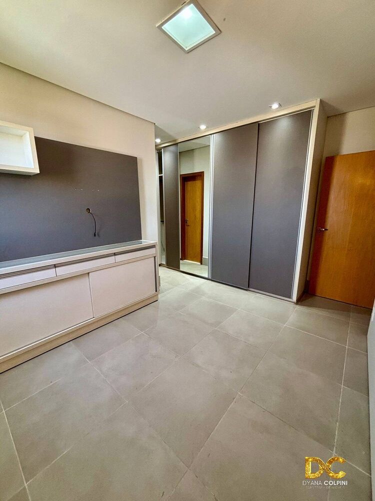 Apartamento à venda com 3 quartos, 115m² - Foto 3