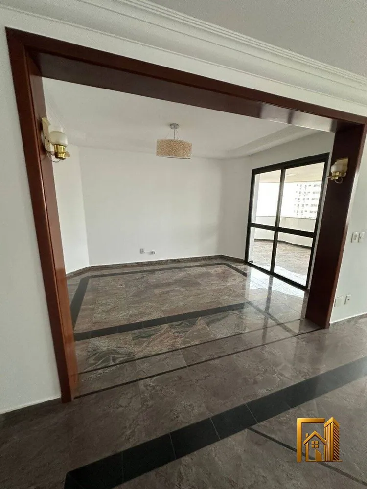 Apartamento, 4 quartos, 221 m² - Foto 2