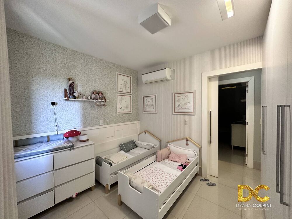 Apartamento à venda com 3 quartos, 166m² - Foto 4