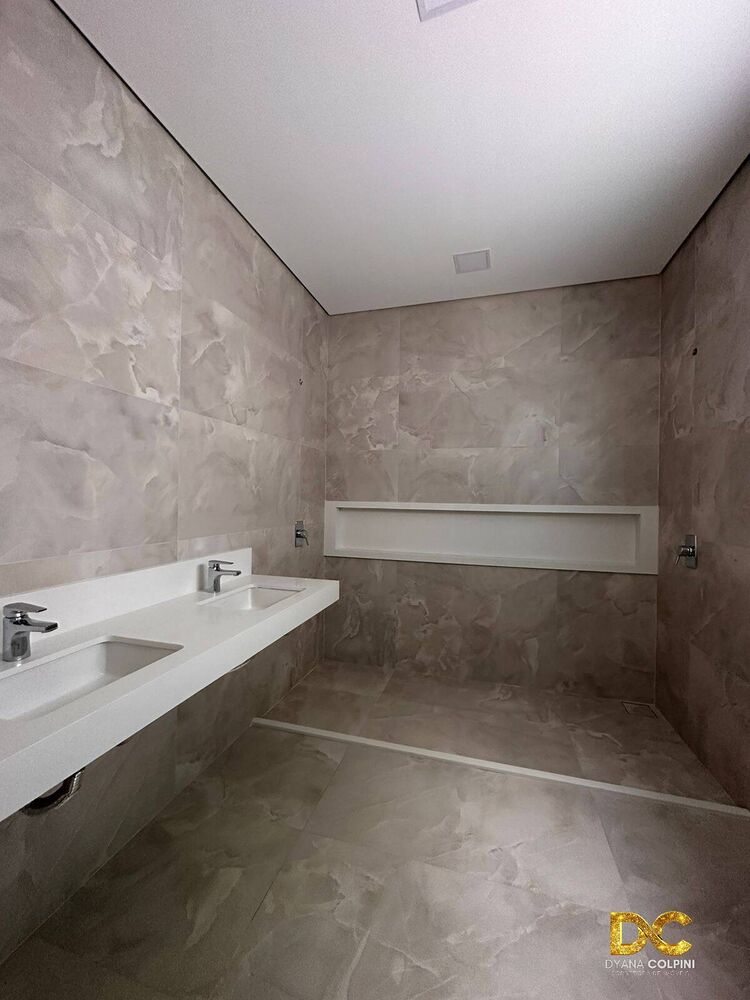 Casa de Condomínio à venda com 3 quartos, 235m² - Foto 8