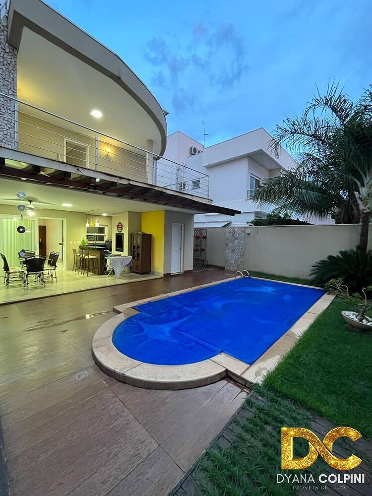 Casa de Condomínio à venda com 3 quartos, 278m² - Foto 2