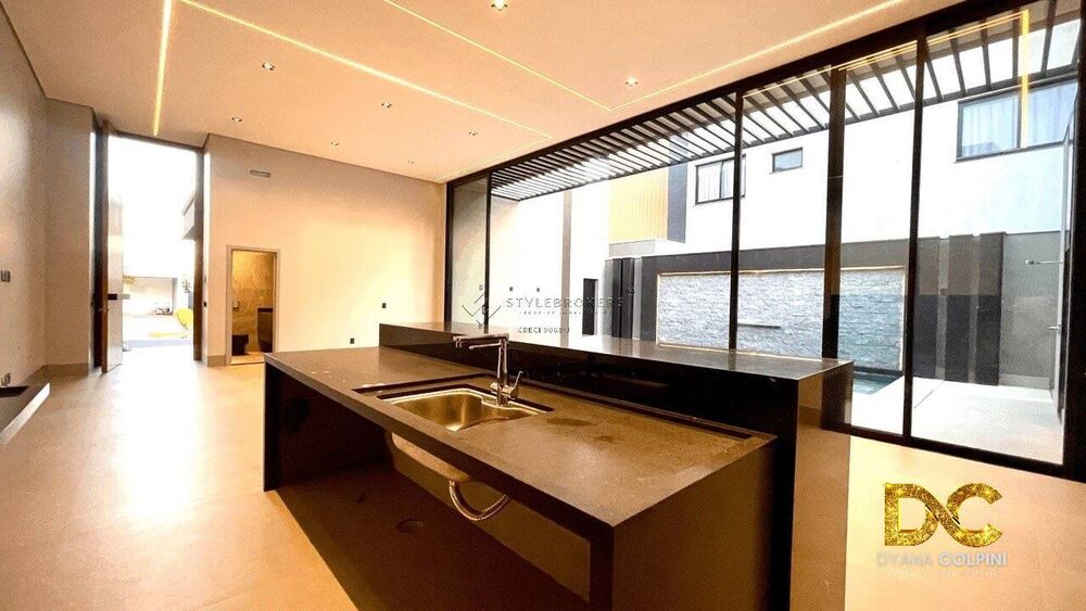 Casa de Condomínio à venda com 3 quartos, 290m² - Foto 3