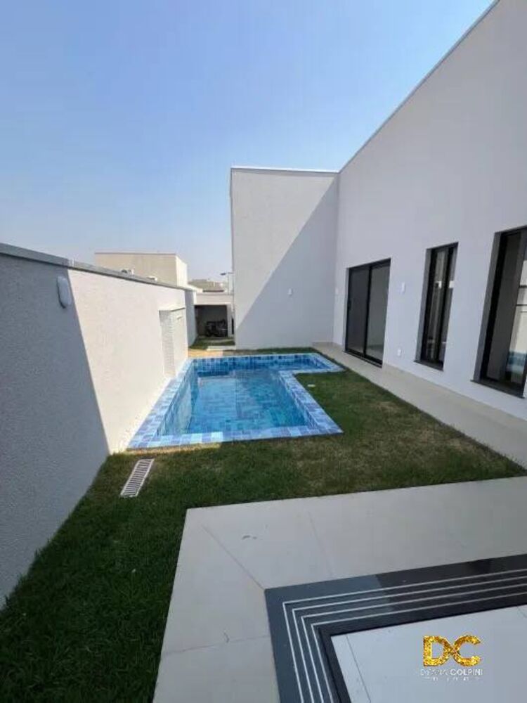 Casa de Condomínio à venda com 3 quartos, 175m² - Foto 2