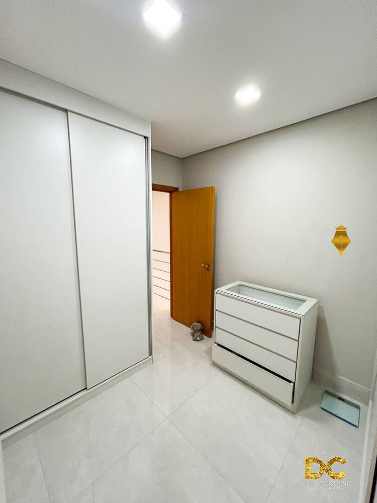 Casa de Condomínio à venda com 4 quartos, 289m² - Foto 7