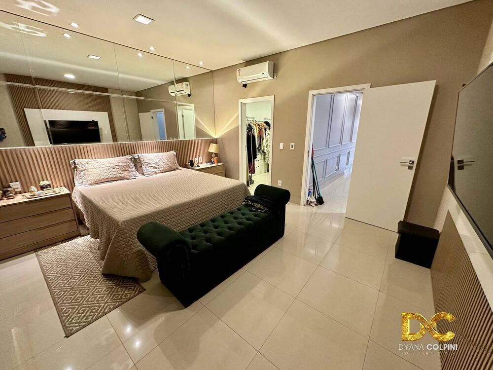 Casa de Condomínio à venda com 4 quartos, 289m² - Foto 8