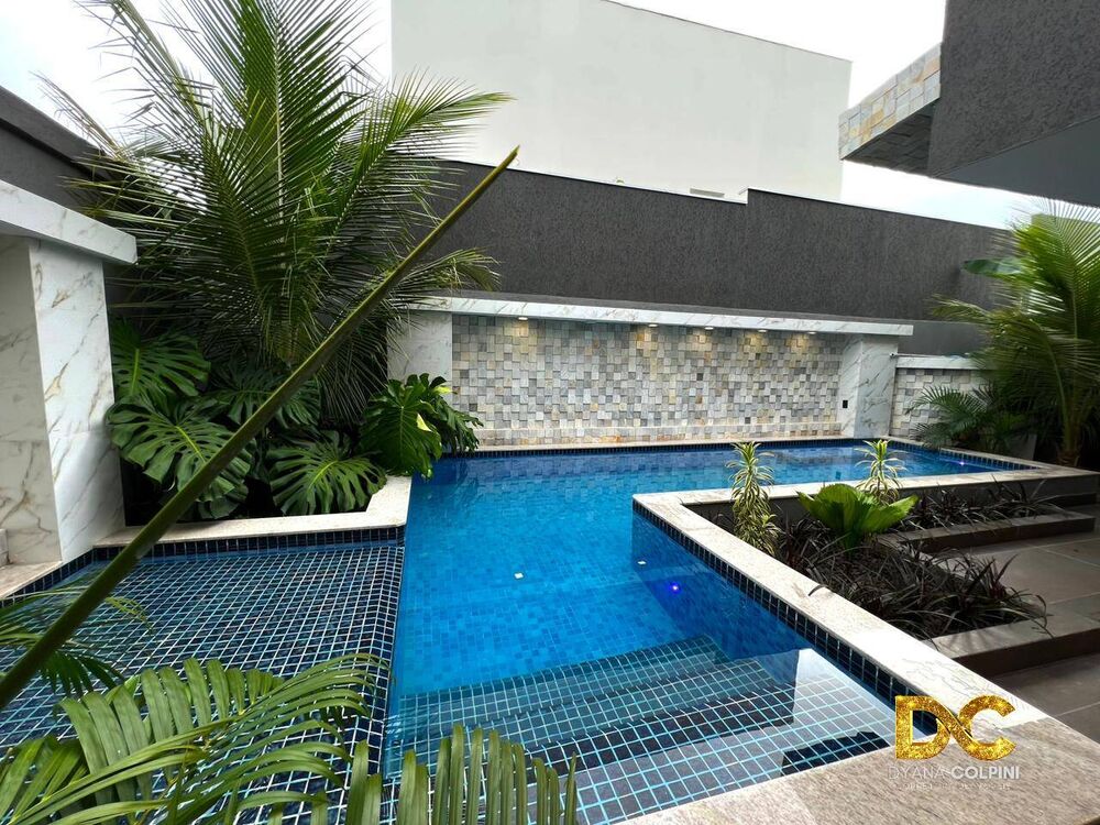 Casa de Condomínio à venda com 3 quartos, 325m² - Foto 2