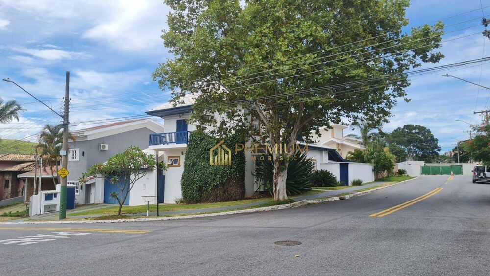 Sobrado, 4 quartos, 320 m² - Foto 1
