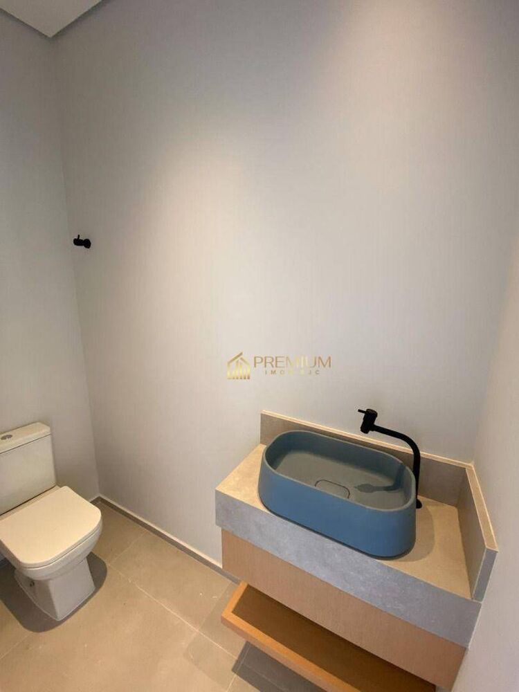 Sobrado à venda com 5 quartos, 300m² - Foto 3