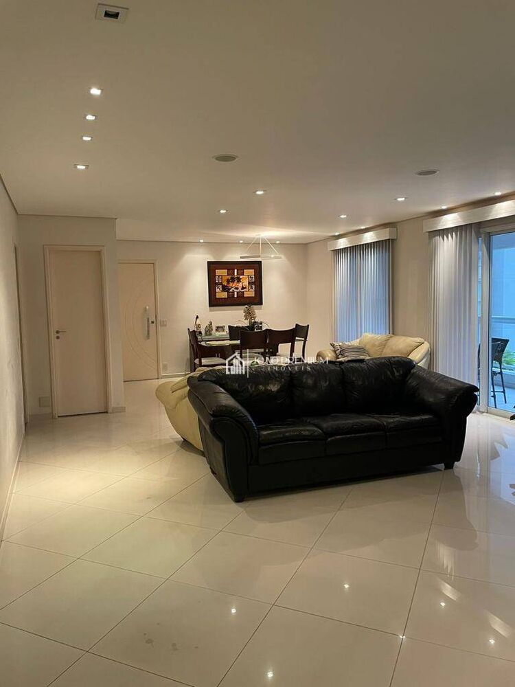 Apartamento, 3 quartos, 154 m² - Foto 1