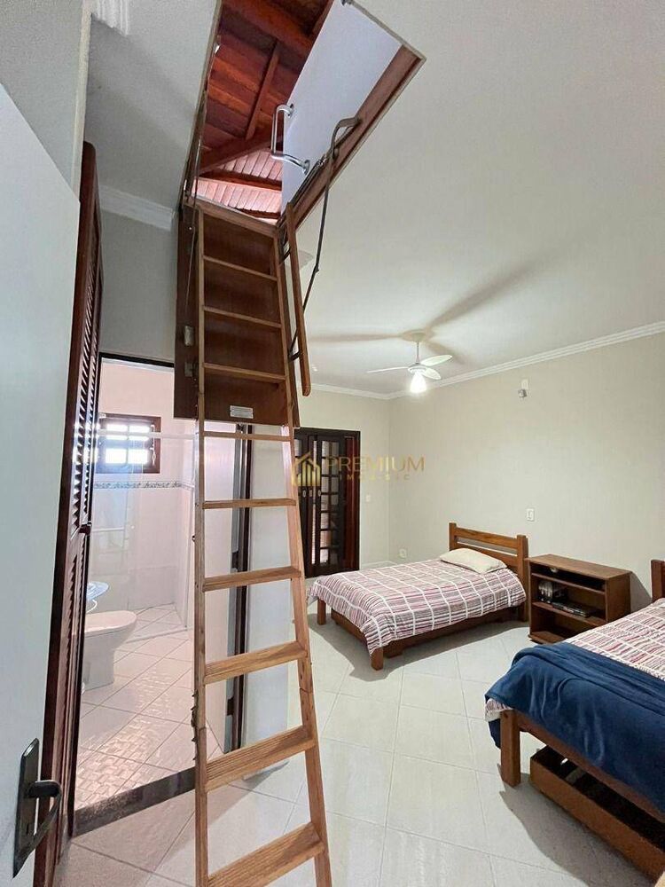 Sobrado, 4 quartos, 257 m² - Foto 4