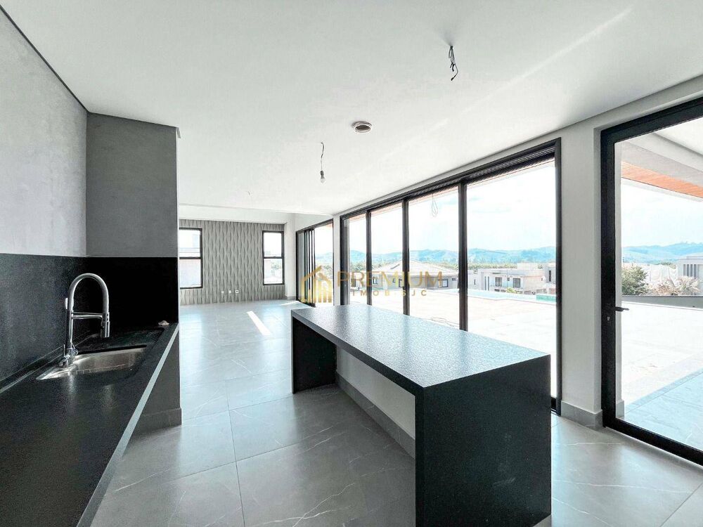 Sobrado, 4 quartos, 426 m² - Foto 3
