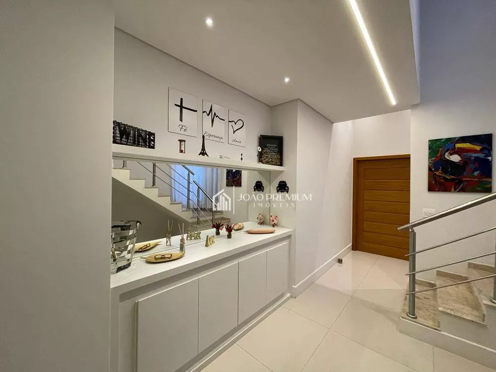 Sobrado, 4 quartos, 320 m² - Foto 1