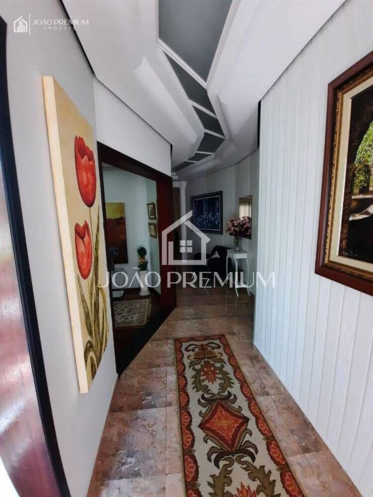 Sobrado, 3 quartos, 270 m² - Foto 3