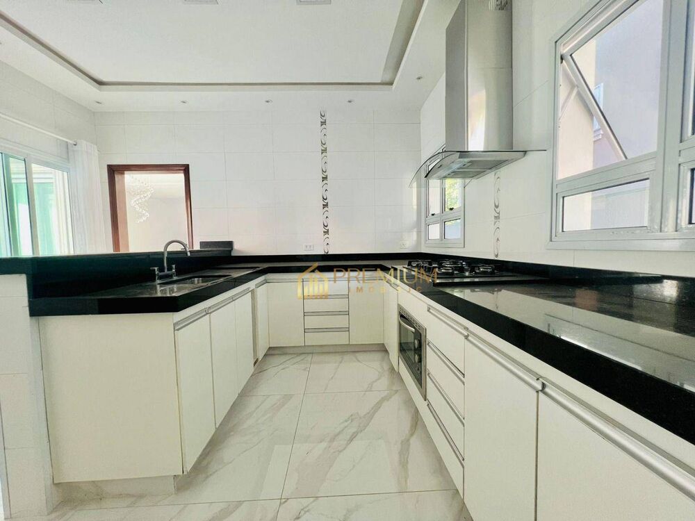 Sobrado, 4 quartos, 220 m² - Foto 2