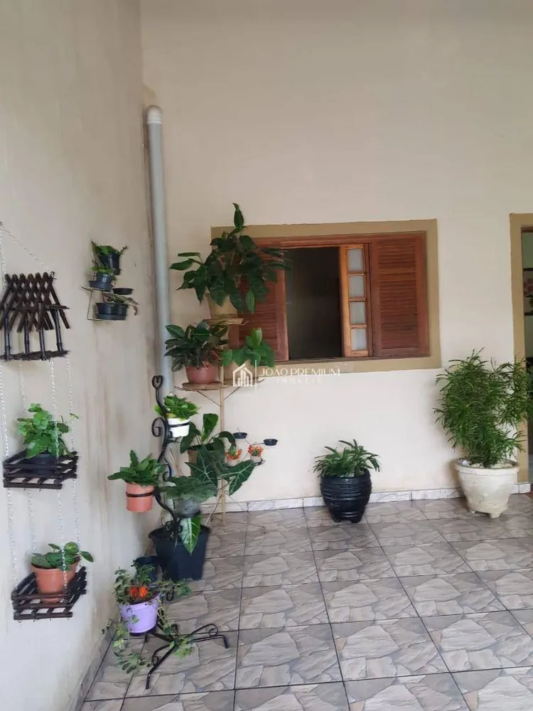 Casa, 3 quartos, 80 m² - Foto 1