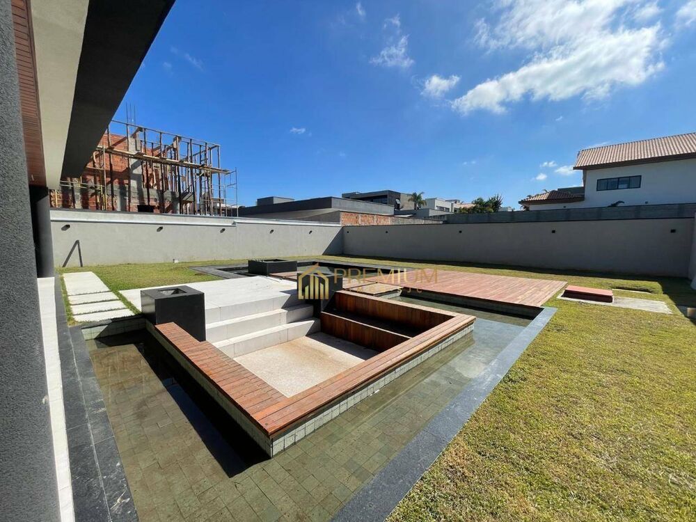 Sobrado à venda com 4 quartos, 360m² - Foto 3