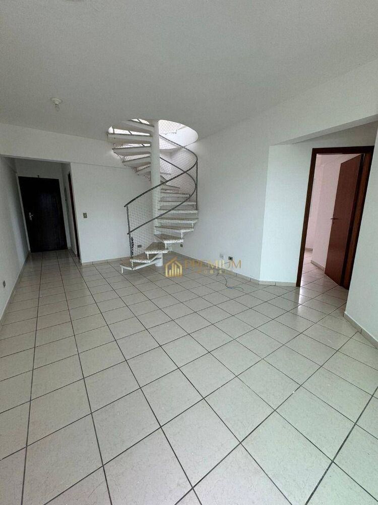 Cobertura, 3 quartos, 168 m² - Foto 2