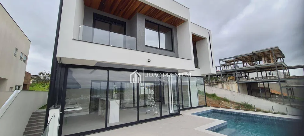 Sobrado, 5 quartos, 470 m² - Foto 1