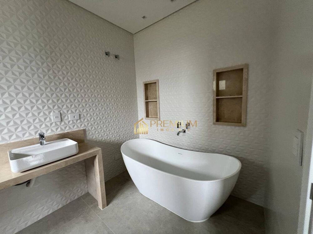Sobrado, 4 quartos, 400 m² - Foto 1