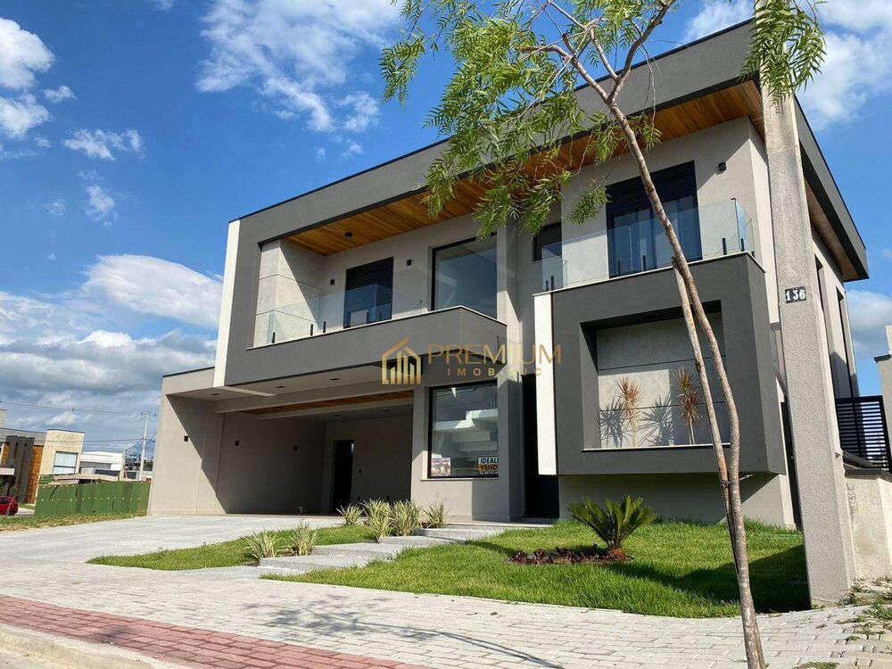 Sobrado, 4 quartos, 354 m² - Foto 1