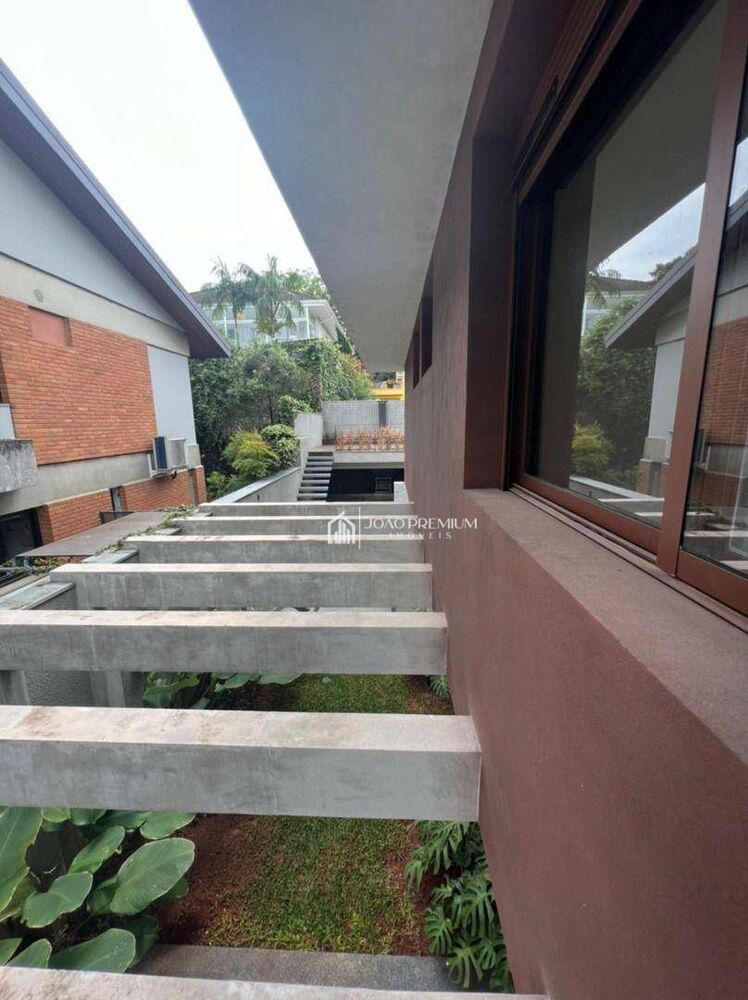 Sobrado, 4 quartos, 377 m² - Foto 4