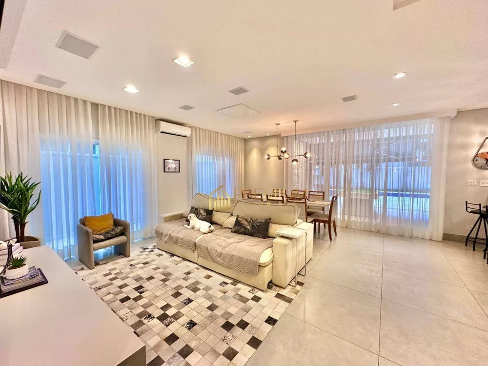 Sobrado, 4 quartos, 315 m² - Foto 1