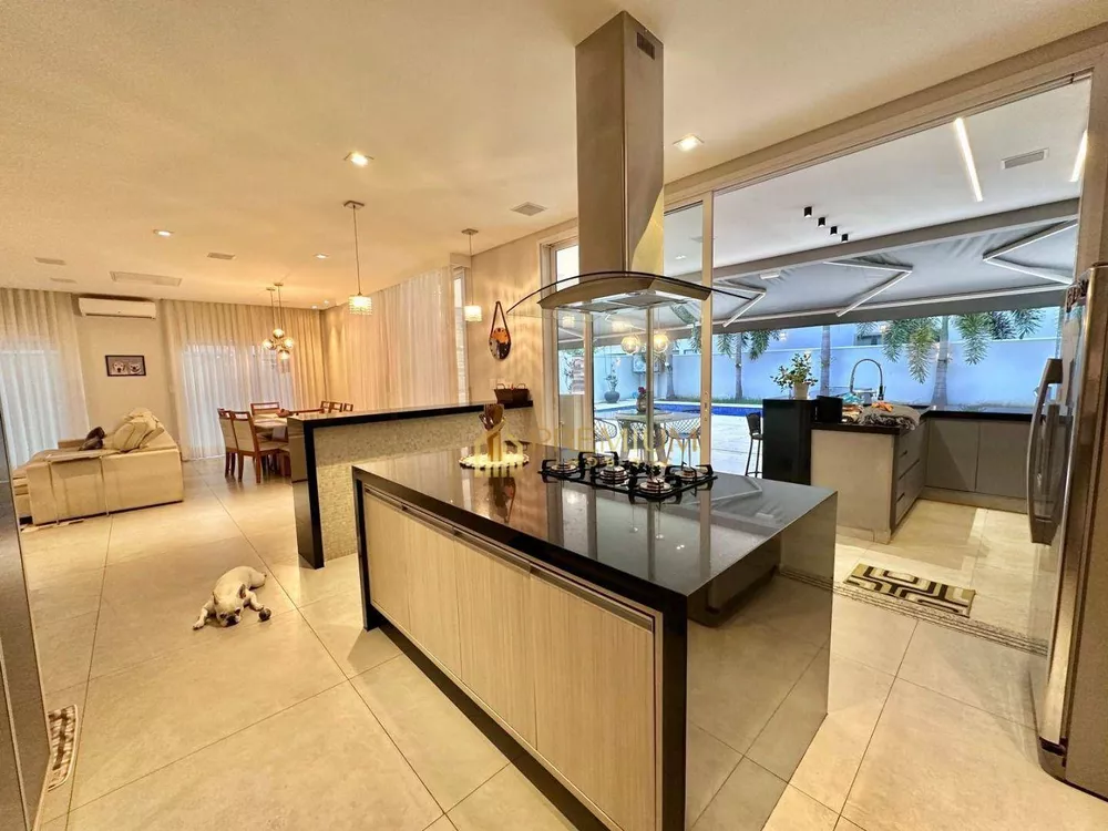 Sobrado, 4 quartos, 315 m² - Foto 2