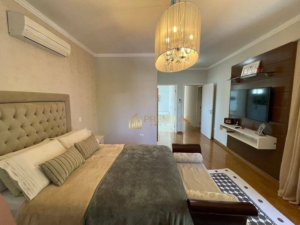 Sobrado, 5 quartos, 450 m² - Foto 1