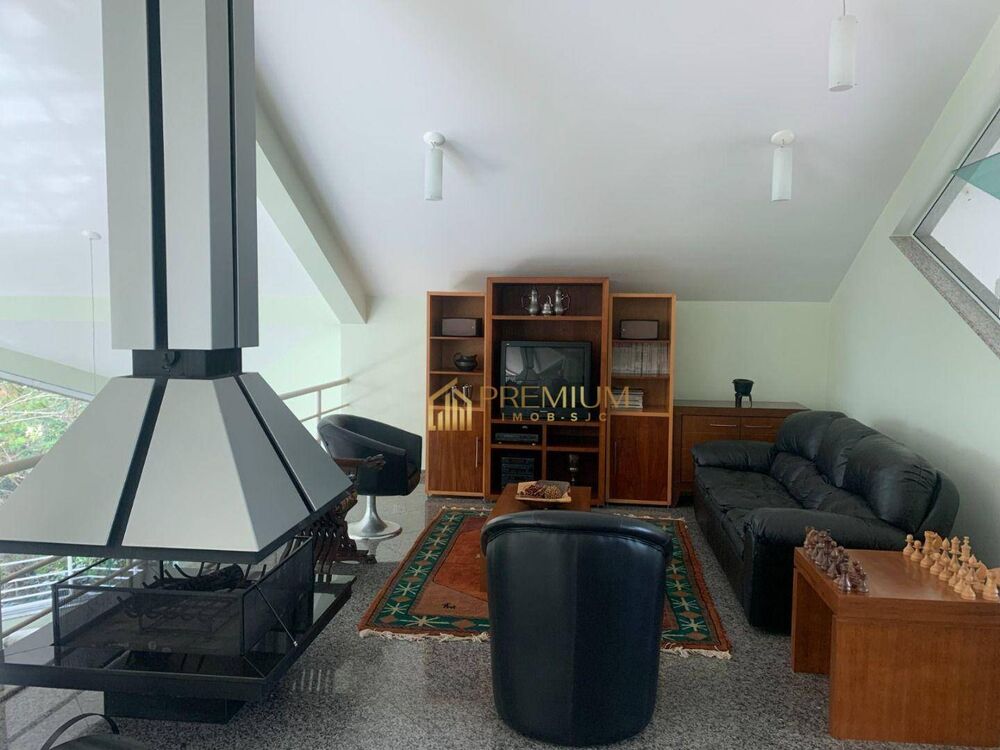 Sobrado, 4 quartos, 1050 m² - Foto 2