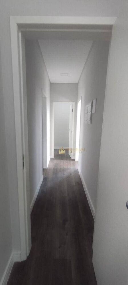 Casa de Condomínio à venda com 3 quartos, 180m² - Foto 2