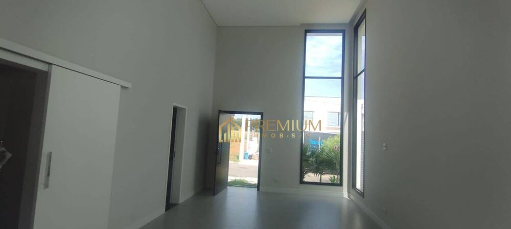 Casa de Condomínio à venda com 3 quartos, 180m² - Foto 1