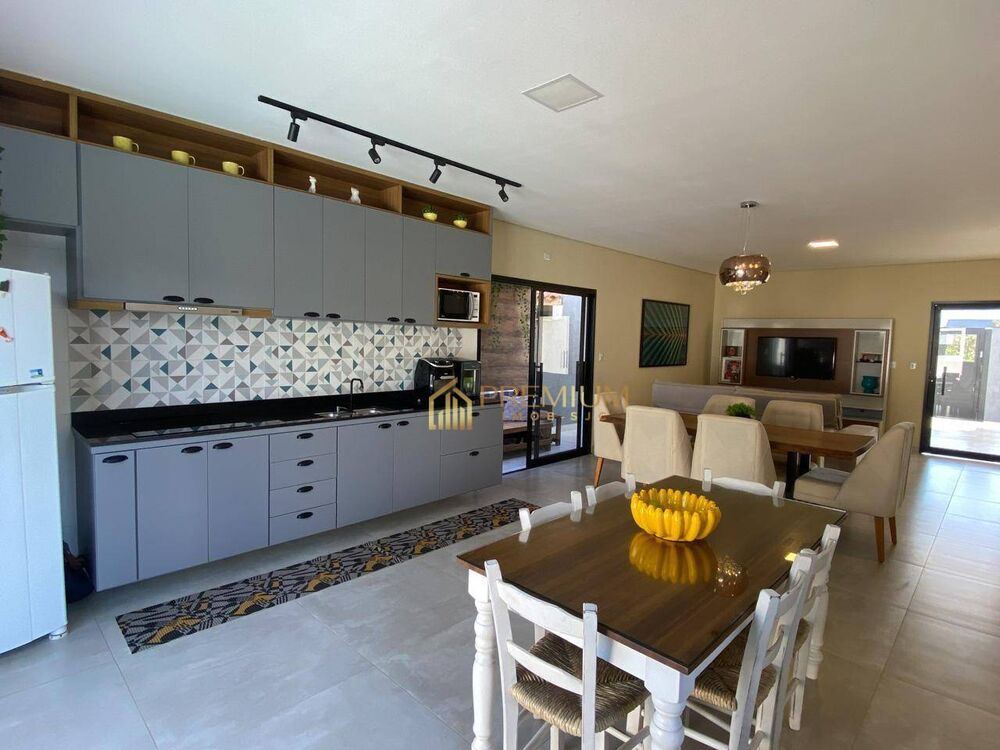 Casa, 4 quartos, 179 m² - Foto 4