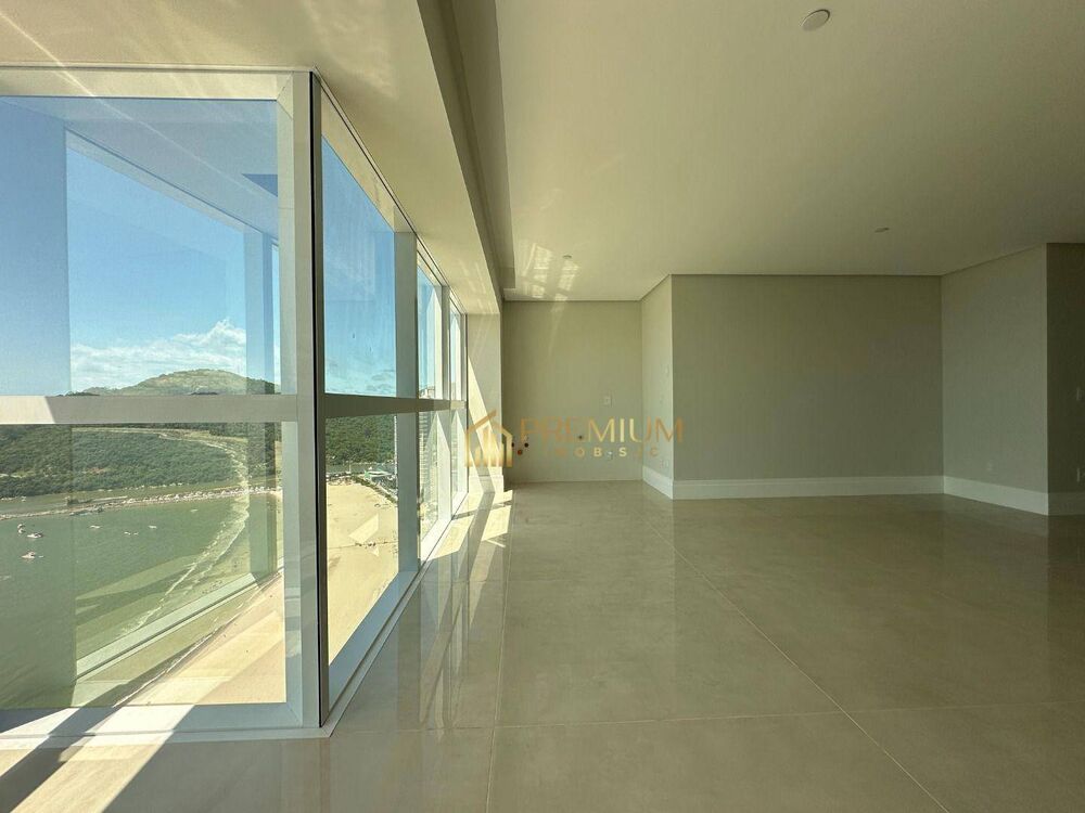 Apartamento, 4 quartos, 216 m² - Foto 1