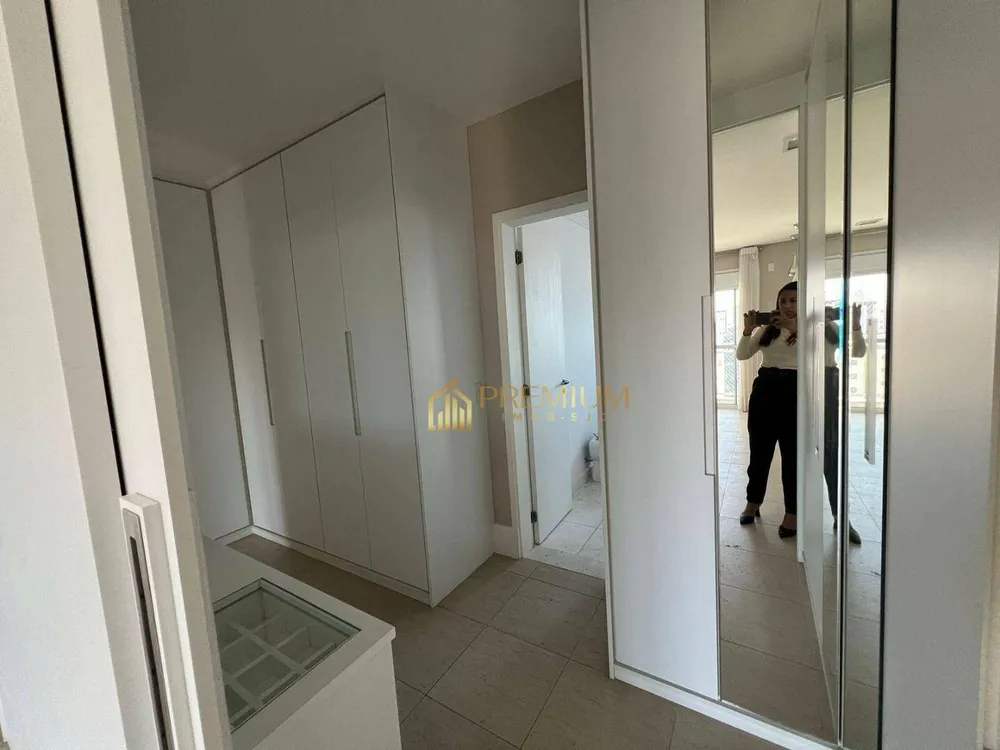 Apartamento, 4 quartos, 233 m² - Foto 1