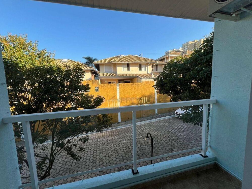 Casa, 3 quartos, 130 m² - Foto 1