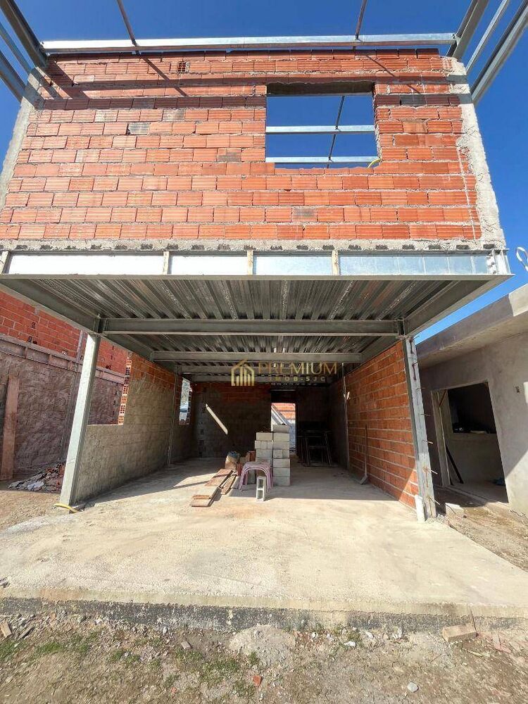 Sobrado à venda com 3 quartos, 193m² - Foto 1
