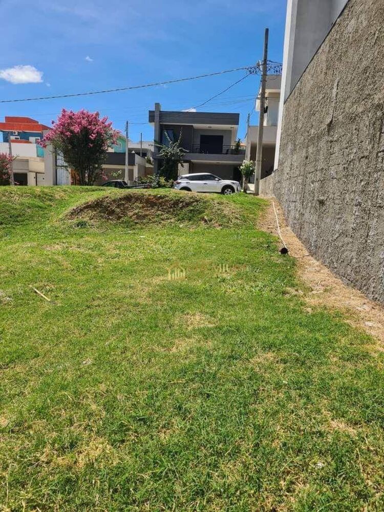 Loteamento e Condomínio, 250 m² - Foto 1